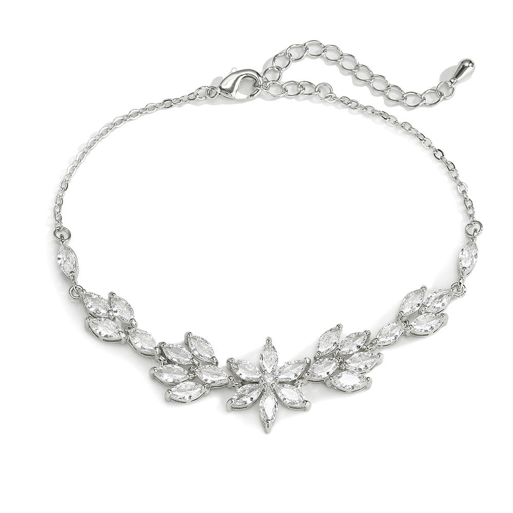 European And American Personalized Creative And Refined Flower Bracelet For Women