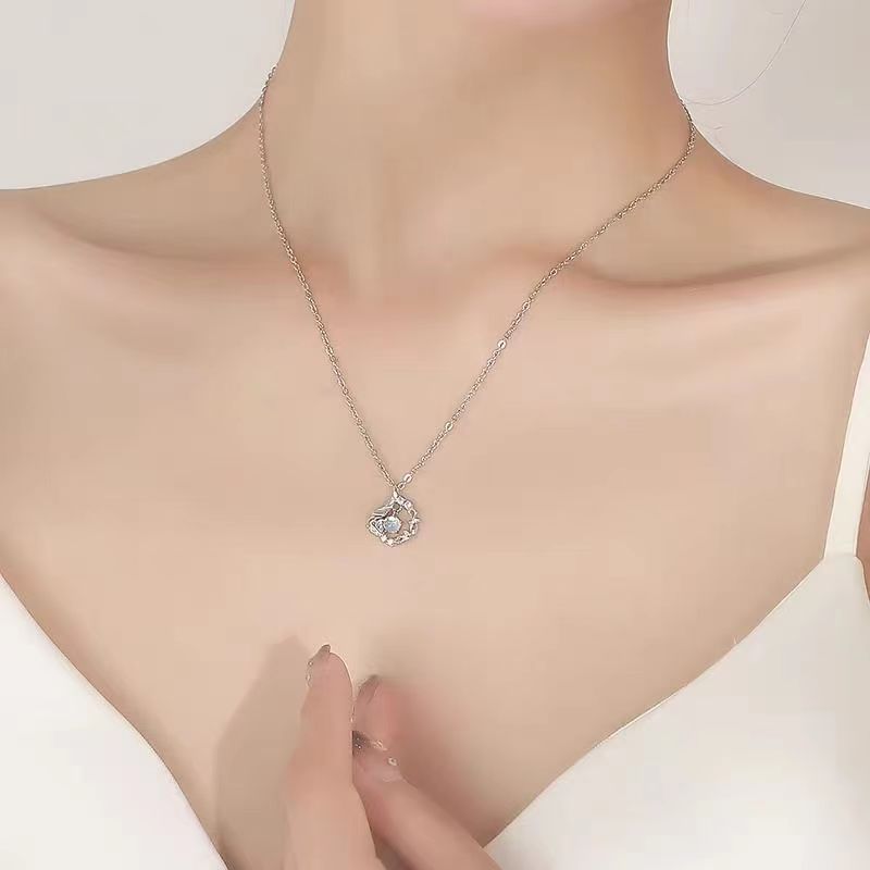 Female Creative Versatile Tree And Bird Pendant Necklace