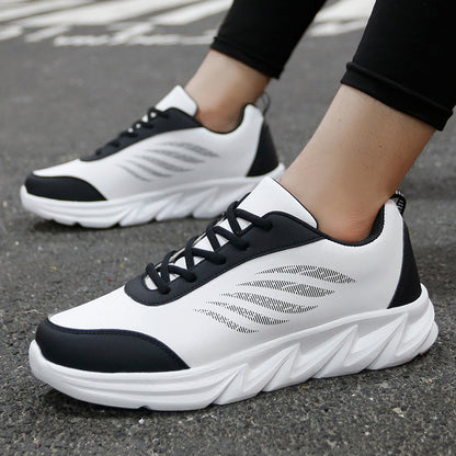 Men's Soft Bottom Light Casual Shoes Teenagers Autumn And Winter Leather Running Shoes